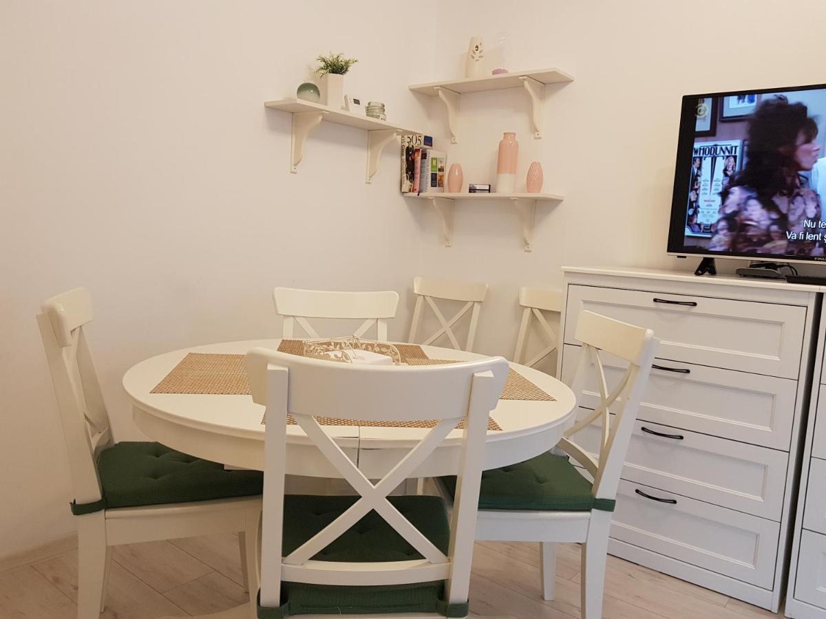 Apartament Ultracentral Monadin 2 Braşov Buitenkant foto